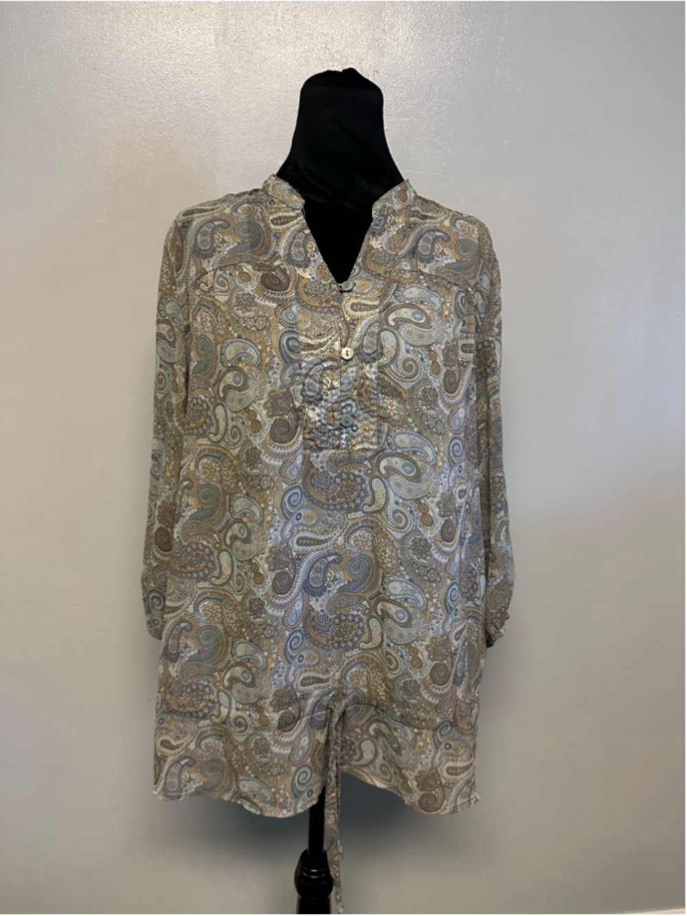 Christopher & Banks Paisley Blouse Size Large Beige Grey